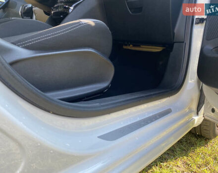 Белый Пежо 208, объемом двигателя 1.2 л и пробегом 74 тыс. км за 8000 $, фото 29 на Automoto.ua