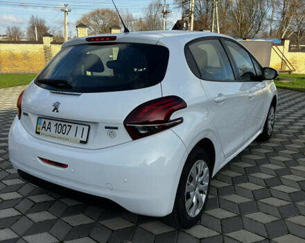 Белый Пежо 208, объемом двигателя 1.2 л и пробегом 102 тыс. км за 7200 $, фото 19 на Automoto.ua