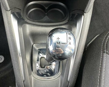 Белый Пежо 208, объемом двигателя 1.2 л и пробегом 102 тыс. км за 7200 $, фото 39 на Automoto.ua