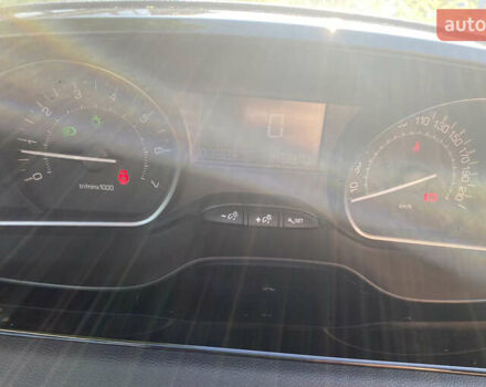 Белый Пежо 208, объемом двигателя 1.2 л и пробегом 74 тыс. км за 8000 $, фото 32 на Automoto.ua