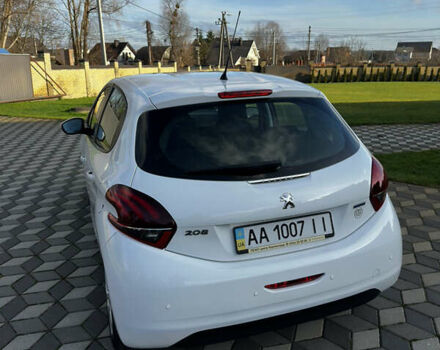 Белый Пежо 208, объемом двигателя 1.2 л и пробегом 102 тыс. км за 7200 $, фото 14 на Automoto.ua