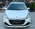 Белый Пежо 208, объемом двигателя 1.2 л и пробегом 178 тыс. км за 5700 $, фото 1 на Automoto.ua