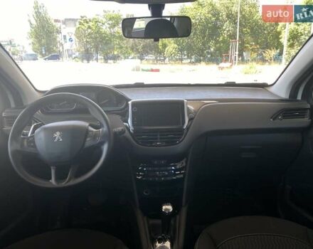 Белый Пежо 208, объемом двигателя 1.2 л и пробегом 76 тыс. км за 8200 $, фото 16 на Automoto.ua