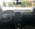 Белый Пежо 208, объемом двигателя 1.2 л и пробегом 76 тыс. км за 8200 $, фото 16 на Automoto.ua
