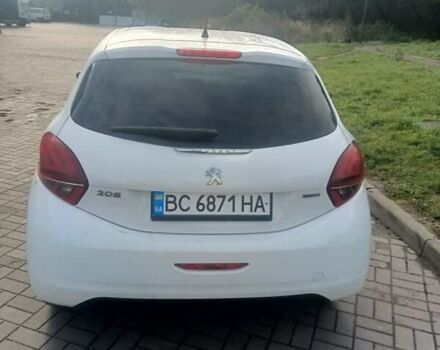 Білий Пежо 208, об'ємом двигуна 1.2 л та пробігом 75 тис. км за 7500 $, фото 1 на Automoto.ua
