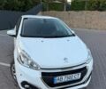 Білий Пежо 208, об'ємом двигуна 1.2 л та пробігом 28 тис. км за 8800 $, фото 1 на Automoto.ua