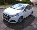 Белый Пежо 208, объемом двигателя 1.2 л и пробегом 81 тыс. км за 8500 $, фото 1 на Automoto.ua