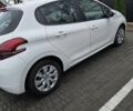 Белый Пежо 208, объемом двигателя 1.2 л и пробегом 108 тыс. км за 10350 $, фото 5 на Automoto.ua