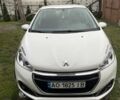 Белый Пежо 208, объемом двигателя 1.5 л и пробегом 190 тыс. км за 7900 $, фото 2 на Automoto.ua