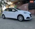 Белый Пежо 208, объемом двигателя 1.2 л и пробегом 24 тыс. км за 8700 $, фото 18 на Automoto.ua