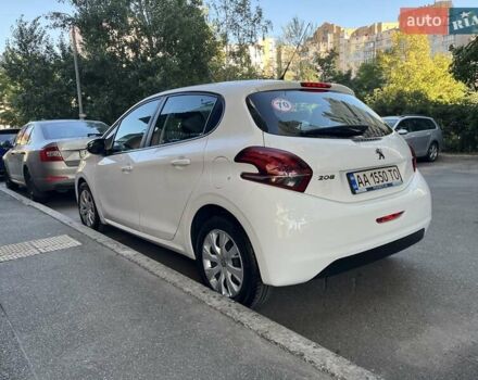 Белый Пежо 208, объемом двигателя 1.2 л и пробегом 24 тыс. км за 8700 $, фото 8 на Automoto.ua