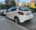Белый Пежо 208, объемом двигателя 1.2 л и пробегом 24 тыс. км за 8700 $, фото 8 на Automoto.ua
