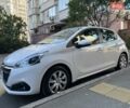 Белый Пежо 208, объемом двигателя 1.2 л и пробегом 24 тыс. км за 8700 $, фото 21 на Automoto.ua