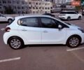 Белый Пежо 208, объемом двигателя 1.2 л и пробегом 55 тыс. км за 8200 $, фото 1 на Automoto.ua