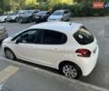 Белый Пежо 208, объемом двигателя 1.2 л и пробегом 24 тыс. км за 8700 $, фото 10 на Automoto.ua