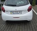 Белый Пежо 208, объемом двигателя 1.2 л и пробегом 108 тыс. км за 10350 $, фото 2 на Automoto.ua