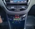 Белый Пежо 208, объемом двигателя 1.2 л и пробегом 108 тыс. км за 10350 $, фото 25 на Automoto.ua