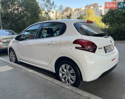 Белый Пежо 208, объемом двигателя 1.2 л и пробегом 24 тыс. км за 8700 $, фото 9 на Automoto.ua
