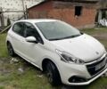 Белый Пежо 208, объемом двигателя 1.5 л и пробегом 190 тыс. км за 7900 $, фото 4 на Automoto.ua