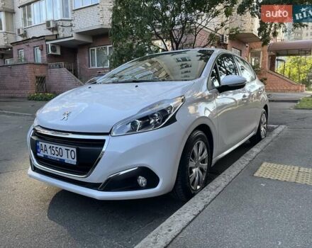 Белый Пежо 208, объемом двигателя 1.2 л и пробегом 24 тыс. км за 8700 $, фото 22 на Automoto.ua
