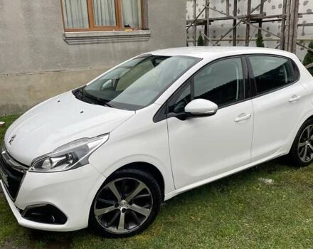 Белый Пежо 208, объемом двигателя 1.5 л и пробегом 190 тыс. км за 7900 $, фото 6 на Automoto.ua