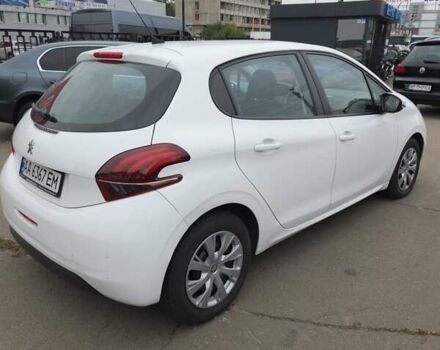 Белый Пежо 208, объемом двигателя 1.2 л и пробегом 115 тыс. км за 6999 $, фото 5 на Automoto.ua