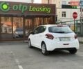 Белый Пежо 208, объемом двигателя 1.2 л и пробегом 103 тыс. км за 8000 $, фото 5 на Automoto.ua