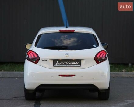Белый Пежо 208, объемом двигателя 1.5 л и пробегом 55 тыс. км за 12000 $, фото 5 на Automoto.ua