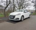 Белый Пежо 208, объемом двигателя 1.5 л и пробегом 84 тыс. км за 9400 $, фото 1 на Automoto.ua