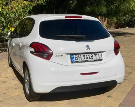 Білий Пежо 208, об'ємом двигуна 1.1 л та пробігом 83 тис. км за 9999 $, фото 3 на Automoto.ua