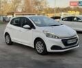 Белый Пежо 208, объемом двигателя 1.2 л и пробегом 161 тыс. км за 7000 $, фото 2 на Automoto.ua