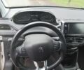 Белый Пежо 208, объемом двигателя 1.5 л и пробегом 84 тыс. км за 9400 $, фото 11 на Automoto.ua