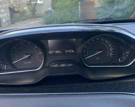 Белый Пежо 208, объемом двигателя 1.2 л и пробегом 28 тыс. км за 13000 $, фото 3 на Automoto.ua