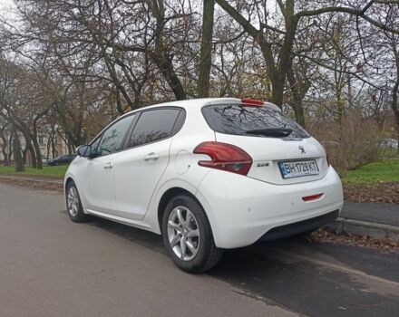 Белый Пежо 208, объемом двигателя 1.5 л и пробегом 84 тыс. км за 9400 $, фото 3 на Automoto.ua