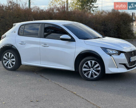 Белый Пежо 208, объемом двигателя 0 л и пробегом 95 тыс. км за 14200 $, фото 15 на Automoto.ua