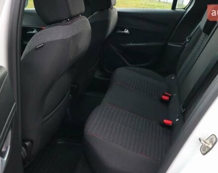 Белый Пежо 208, объемом двигателя 1.2 л и пробегом 53 тыс. км за 16299 $, фото 13 на Automoto.ua