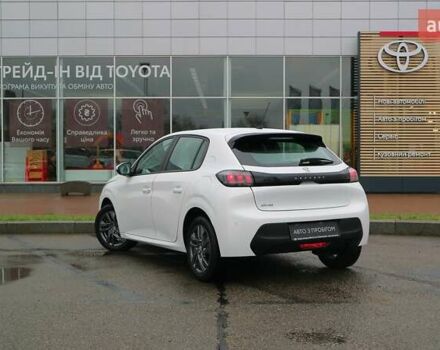 Белый Пежо 208, объемом двигателя 1.2 л и пробегом 53 тыс. км за 16299 $, фото 1 на Automoto.ua