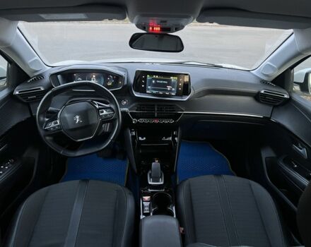 Белый Пежо 208, объемом двигателя 0 л и пробегом 25 тыс. км за 14250 $, фото 6 на Automoto.ua