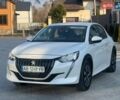 Белый Пежо 208, объемом двигателя 0 л и пробегом 30 тыс. км за 14800 $, фото 1 на Automoto.ua