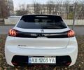 Белый Пежо 208, объемом двигателя 0 л и пробегом 25 тыс. км за 14250 $, фото 3 на Automoto.ua