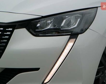 Белый Пежо 208, объемом двигателя 1.2 л и пробегом 53 тыс. км за 16299 $, фото 23 на Automoto.ua