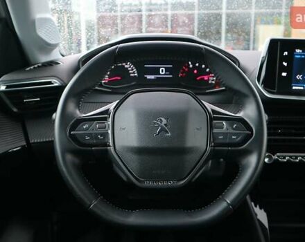 Белый Пежо 208, объемом двигателя 1.2 л и пробегом 53 тыс. км за 16299 $, фото 8 на Automoto.ua