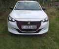 Белый Пежо 208, объемом двигателя 0 л и пробегом 67 тыс. км за 14390 $, фото 6 на Automoto.ua