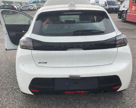 Белый Пежо 208, объемом двигателя 1.2 л и пробегом 2 тыс. км за 14500 $, фото 3 на Automoto.ua