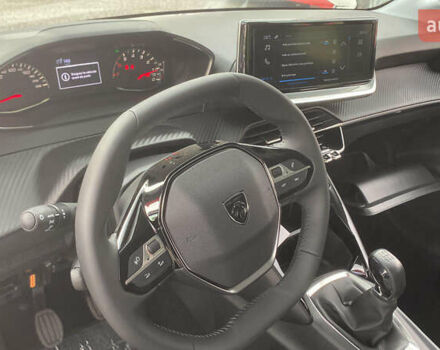 Белый Пежо 208, объемом двигателя 1.2 л и пробегом 2 тыс. км за 14500 $, фото 5 на Automoto.ua