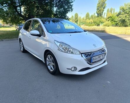 Білий Пежо 208, об'ємом двигуна 1.4 л та пробігом 113 тис. км за 6450 $, фото 1 на Automoto.ua