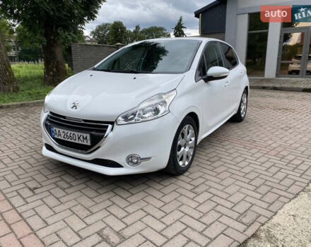 Білий Пежо 208, об'ємом двигуна 1.4 л та пробігом 255 тис. км за 7200 $, фото 1 на Automoto.ua