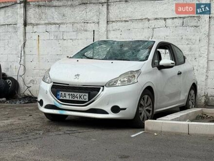 Білий Пежо 208, об'ємом двигуна 1 л та пробігом 118 тис. км за 3700 $, фото 1 на Automoto.ua
