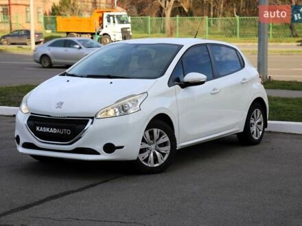 Білий Пежо 208, об'ємом двигуна 1.2 л та пробігом 93 тис. км за 7800 $, фото 1 на Automoto.ua