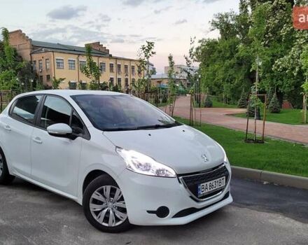 Білий Пежо 208, об'ємом двигуна 1.2 л та пробігом 177 тис. км за 6700 $, фото 1 на Automoto.ua